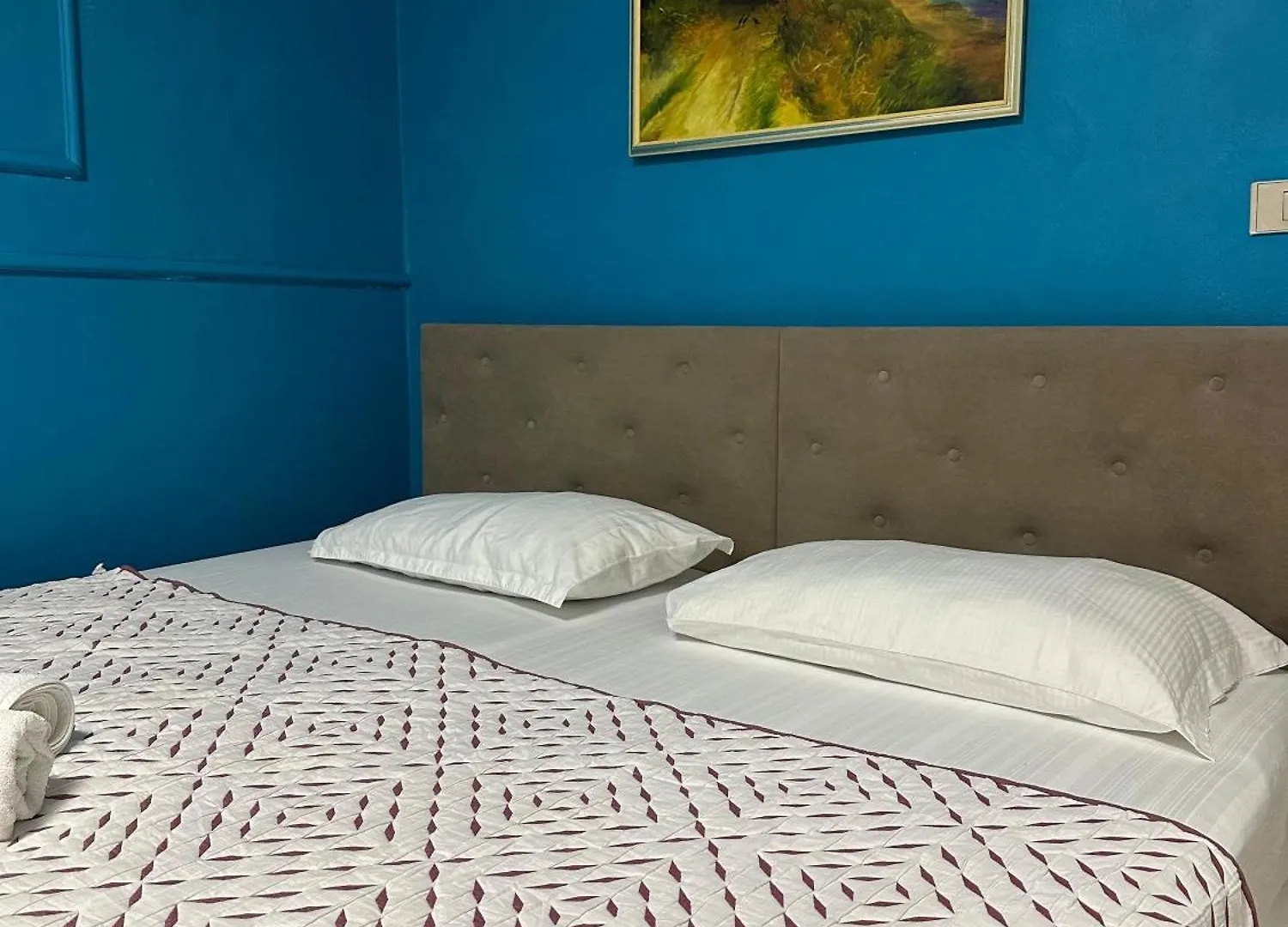 Cozy Central Studio With Terrace Tirana Albania